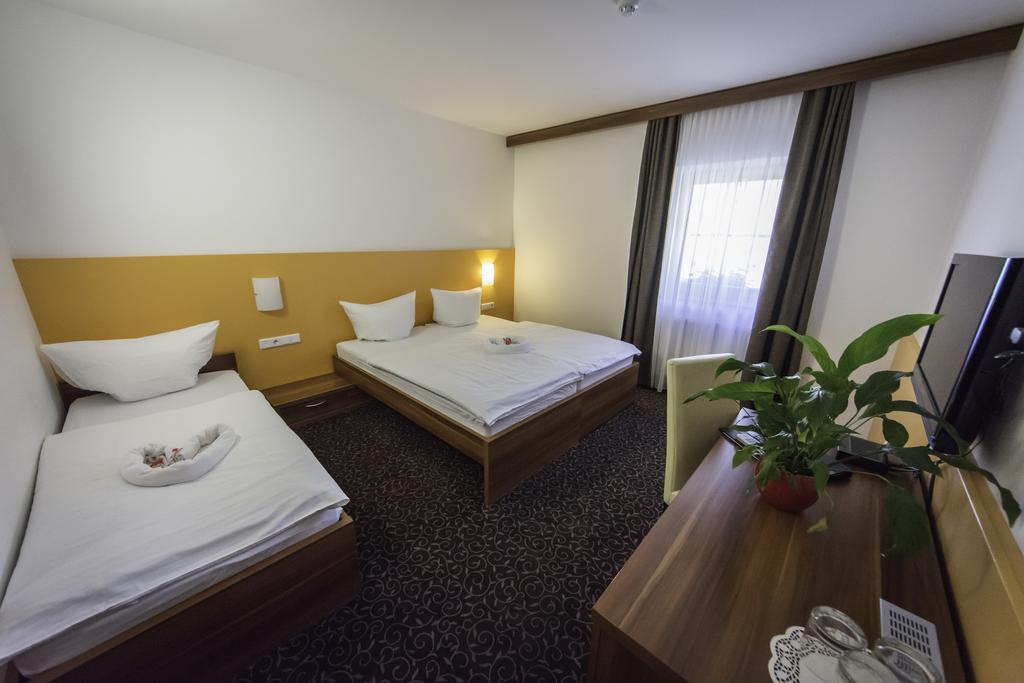 Domacija Vodnik & Apartments Cerklje na Gorenjskem Ngoại thất bức ảnh