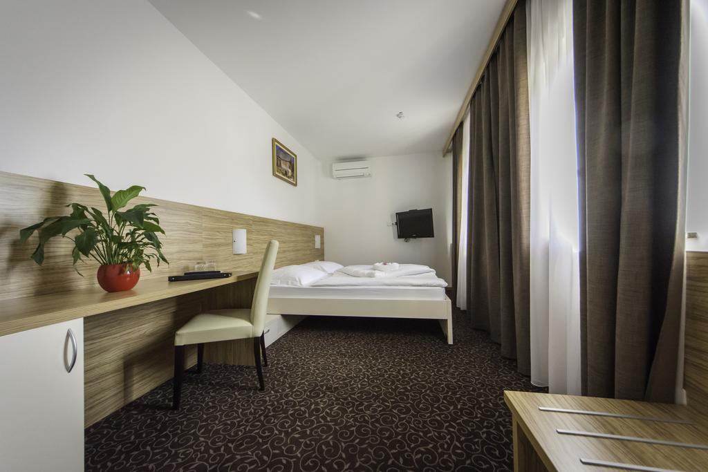 Domacija Vodnik & Apartments Cerklje na Gorenjskem Ngoại thất bức ảnh